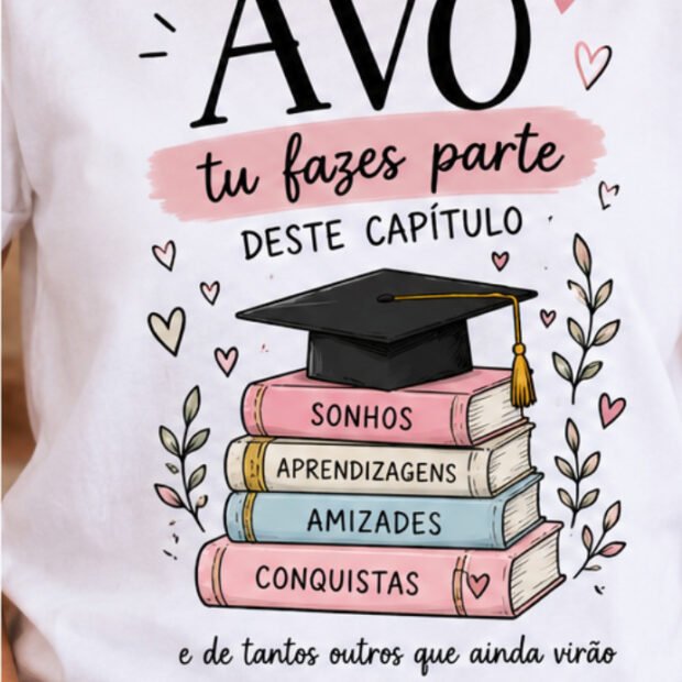 T-shirt Avó — Tu Fazes Parte Deste Capítulo — exemplo da T-shirt branca personalizada The Cat’s